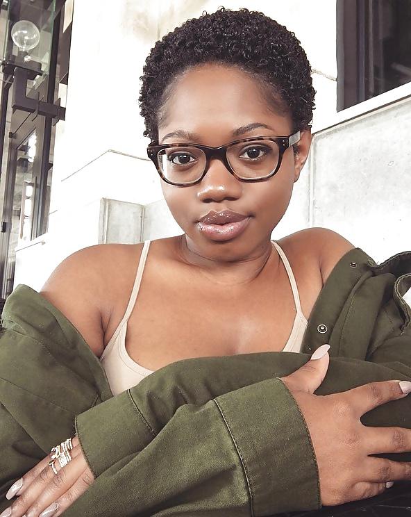 Afrogirl uit Noord-Holland,Nederland